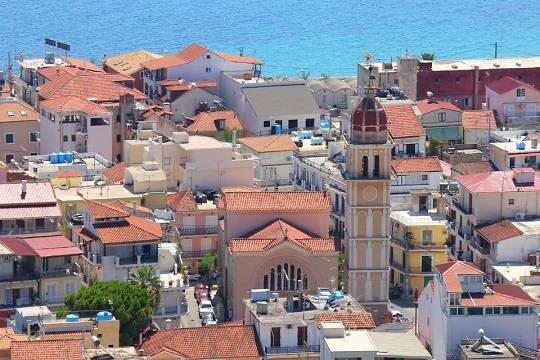    Пять стран ЕС наложили вето на новые визовые ограничения для граждан России