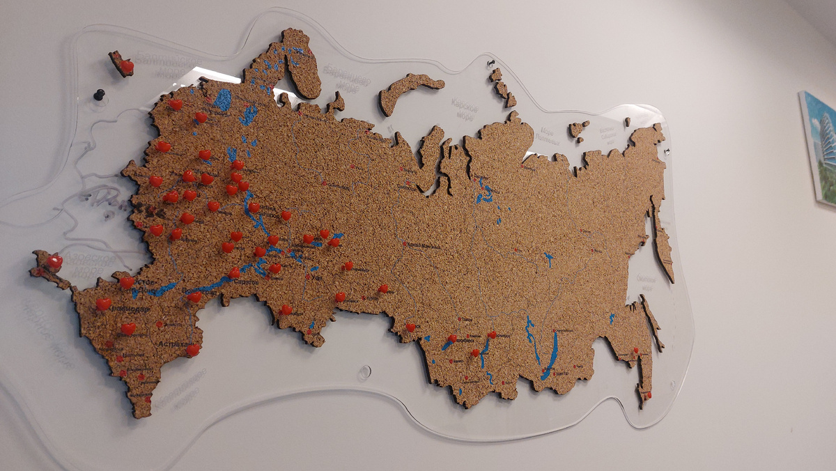 Ну, а там, где отметочек нет - или розы не растут, или интернет не ловит). Или просто канал читают, но втихомолку. Бывает). 