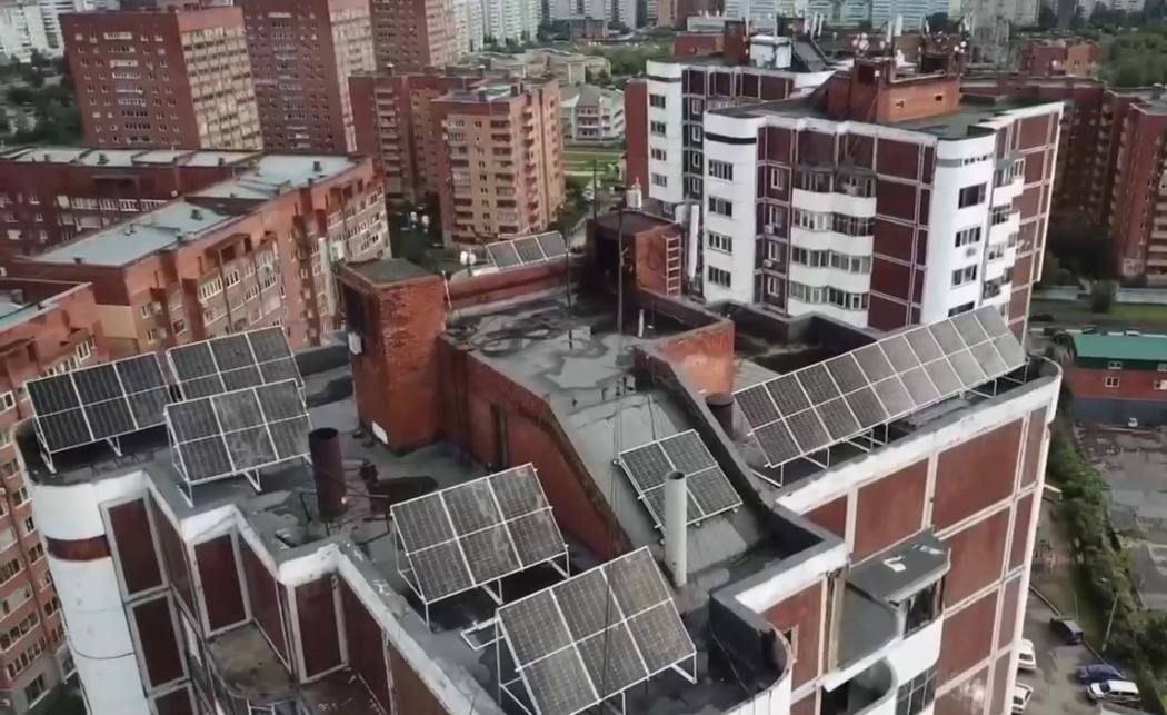     Лифт на солнечных батареях впервые запустили в Красноярске