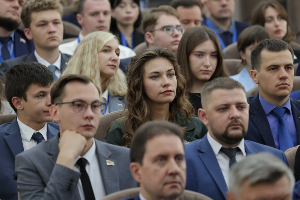 В молодёжном форуме в Могилёве приняли участие более 100 человек Фото: Александр Кулевский