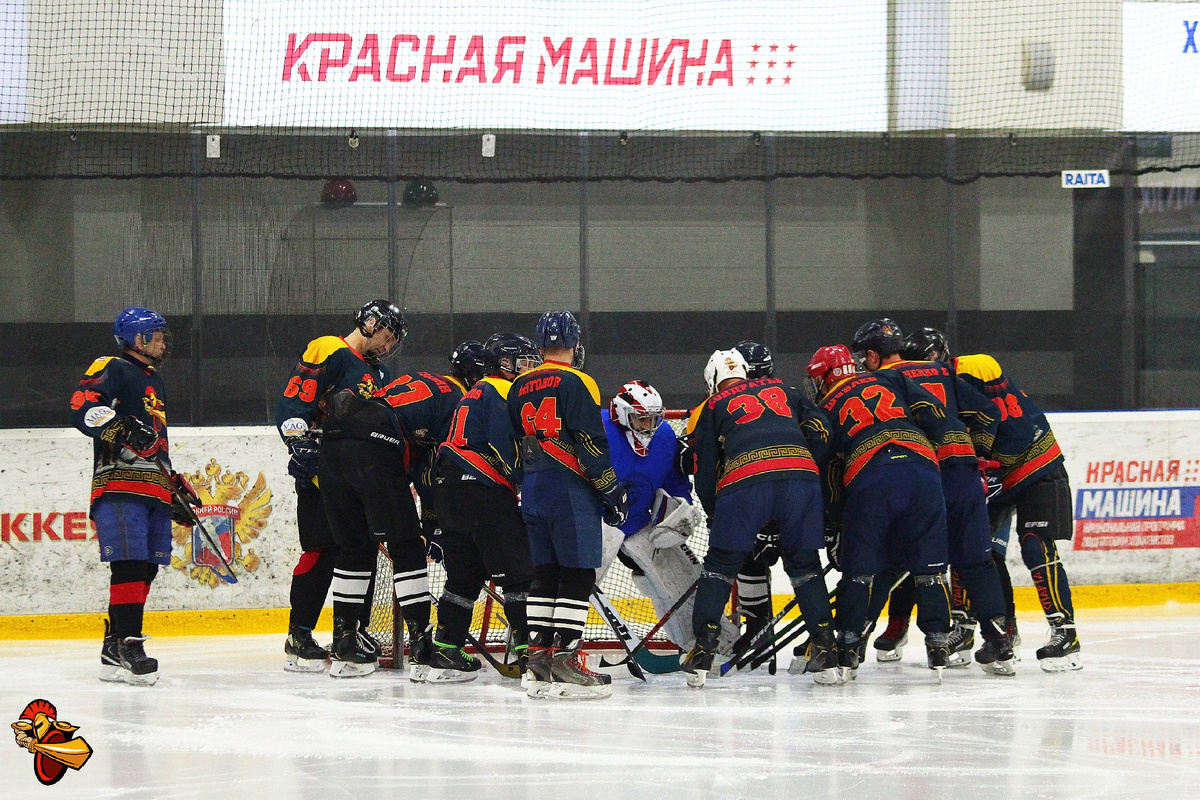Любительская хоккейная команда Спартанцы в Воронеже.