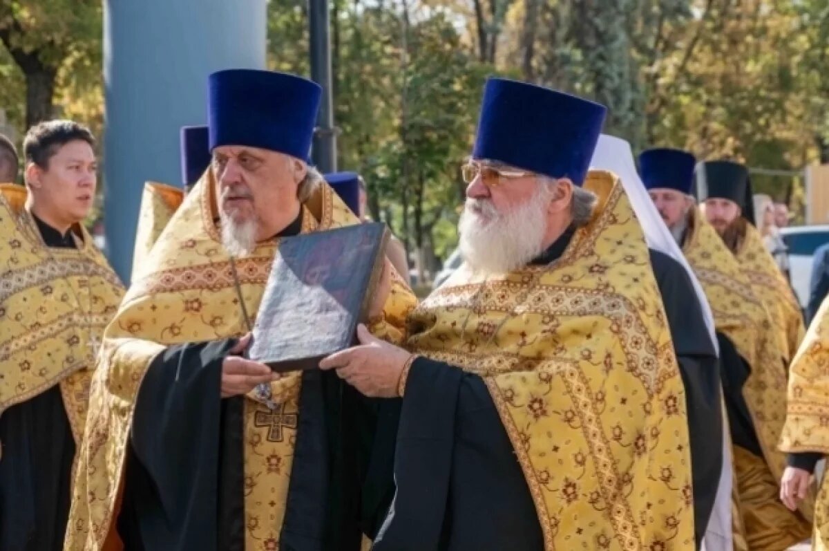    В Белгород прибыла икона святителя Николая, связанная с «Зоиным стоянием»