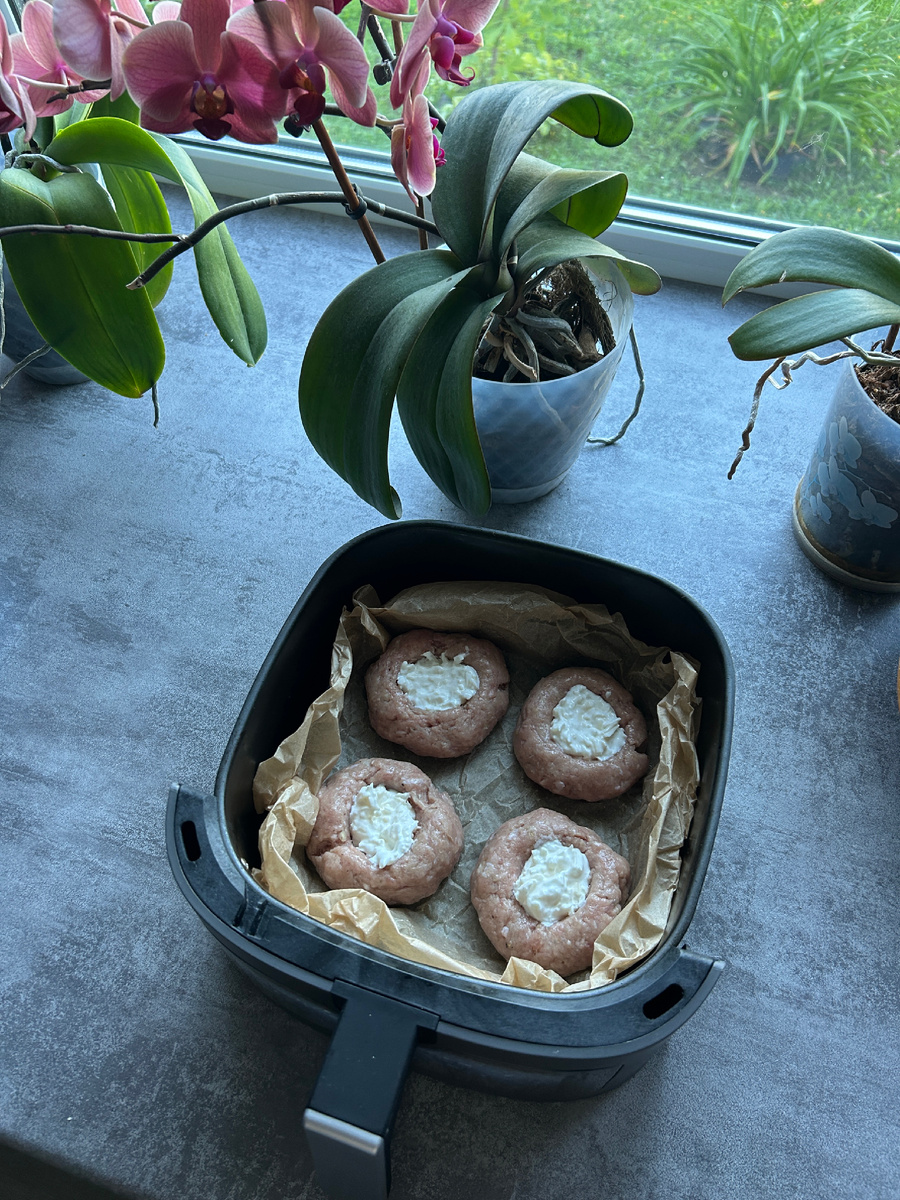 Готовила ужин в аэрогриле у родителей 