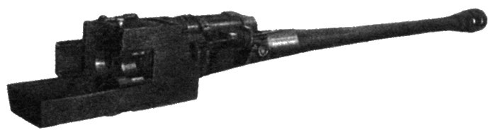  122-мм танковая пушка Д-25Т. Фотография в свободном доступе.