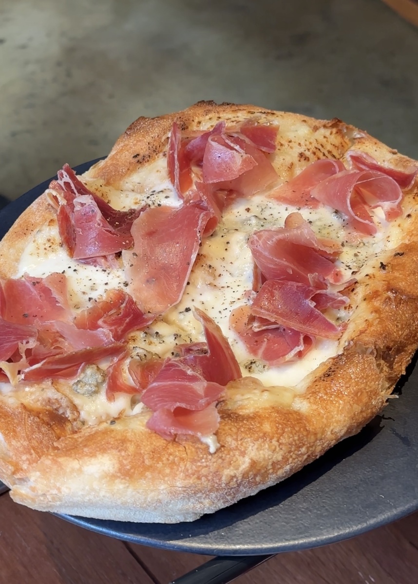 Пицца 4 сыра и хамон💔