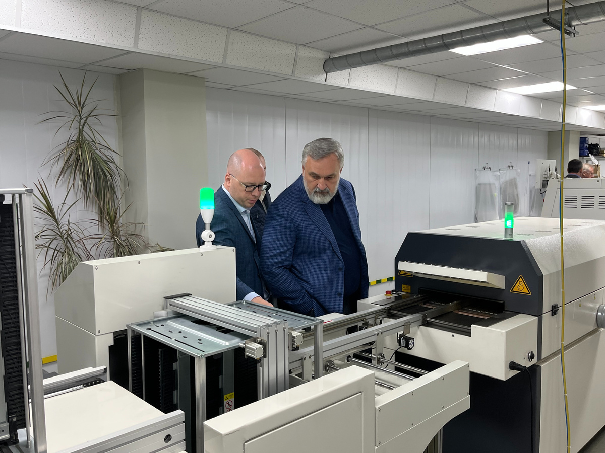 Депутаты законодательного собрания Нижегородской области на производстве «ТСН-электро»