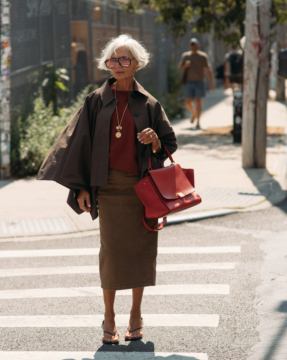 Сочетание коричневого и марсала