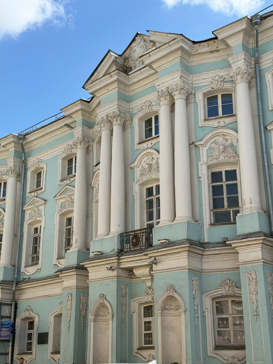 Фото автора канала. Дом Апраксиных-Трубецких.