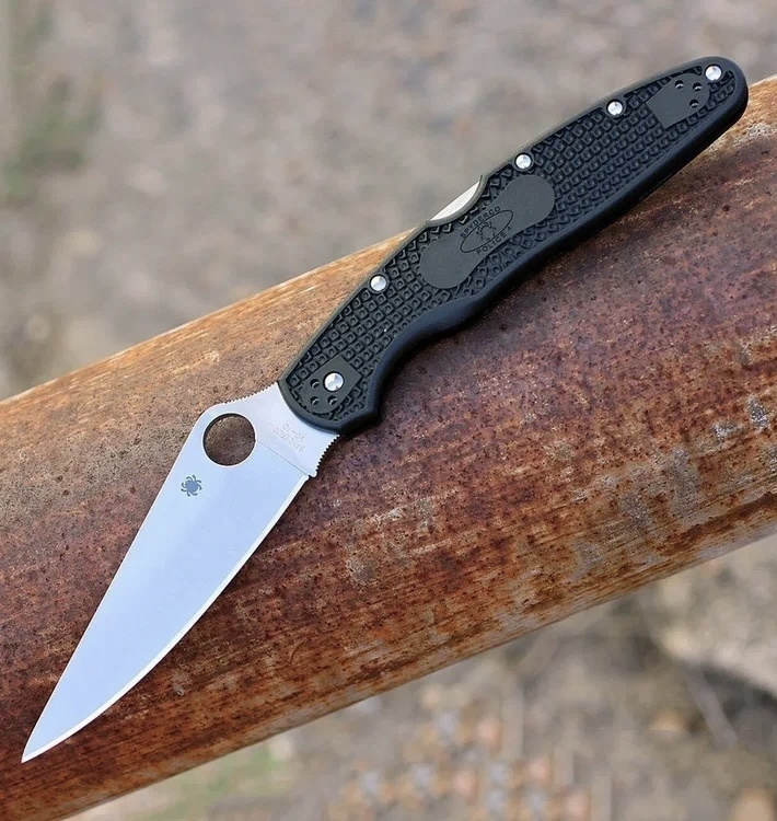 Spyderco Police 4 из M390