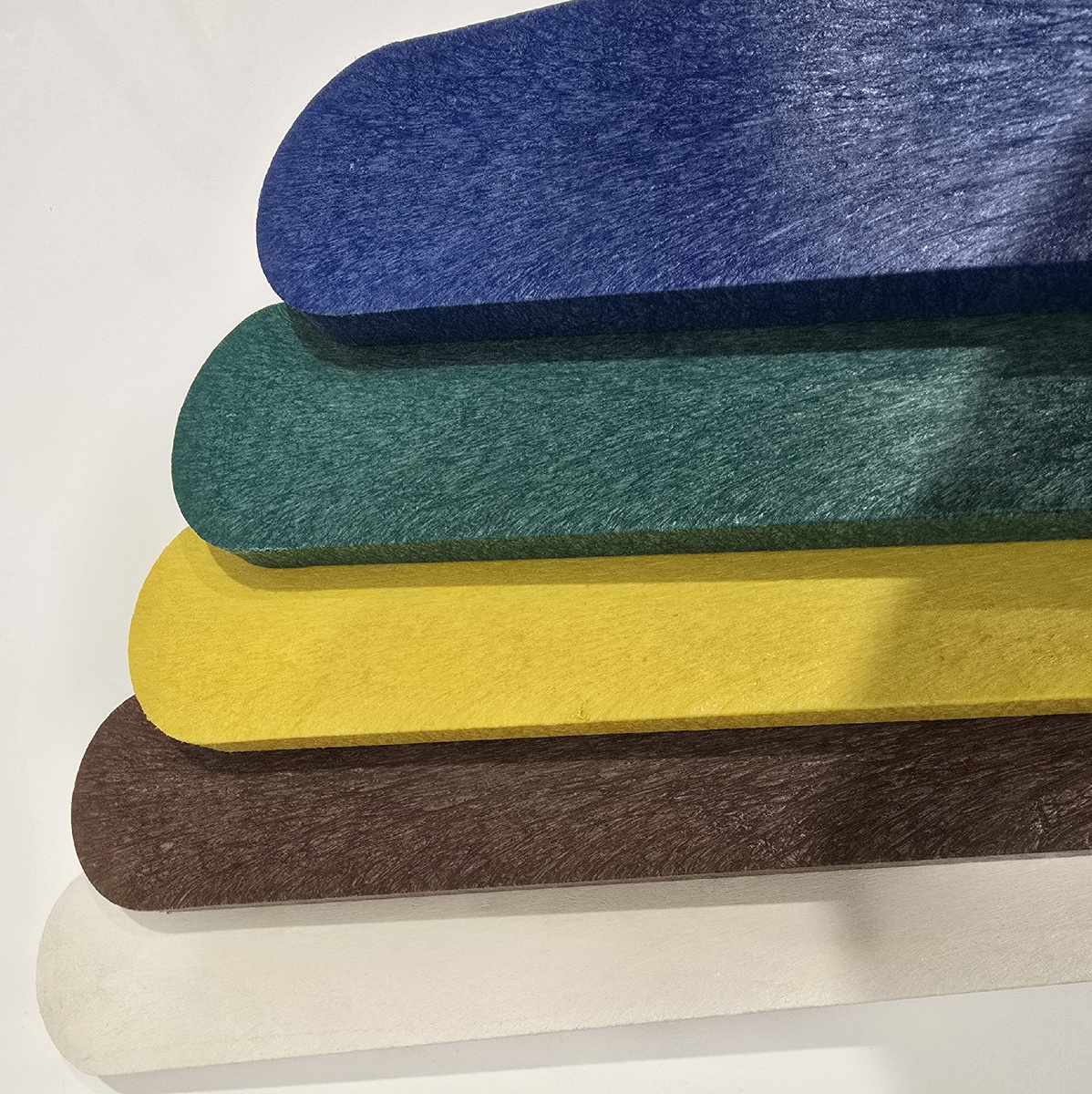 Варианты расцветки пластикового штакетника