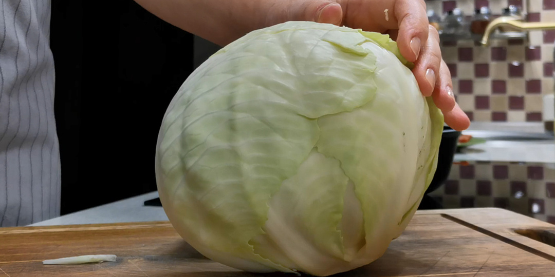 Никогда не готовила более вкусной капусты, в разы вкуснее обычной солянки. Изумительный рецепт, а главное простой