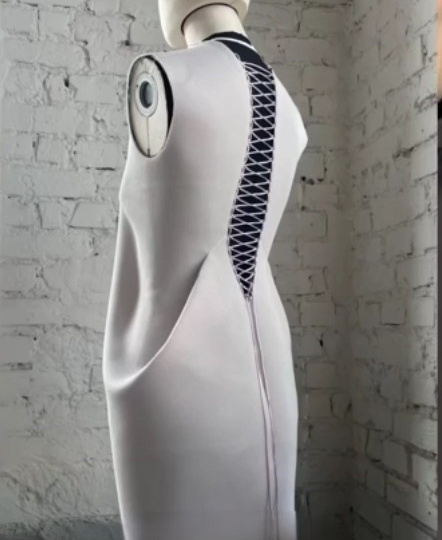 Как сшито то самое платье с одним швом, как всегда хотят клиенты