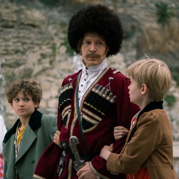     Никита Ефремов и Лев Зулькарнаев сыграют Мартынова и Лермонтова в «Новейших приключениях Петрова и Васечкина»