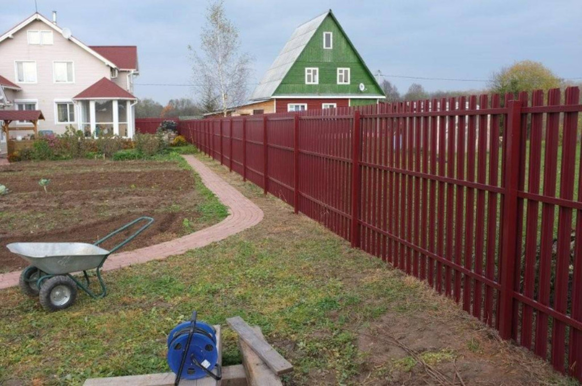 Можно ли обязать соседа поставить или оплатить забор