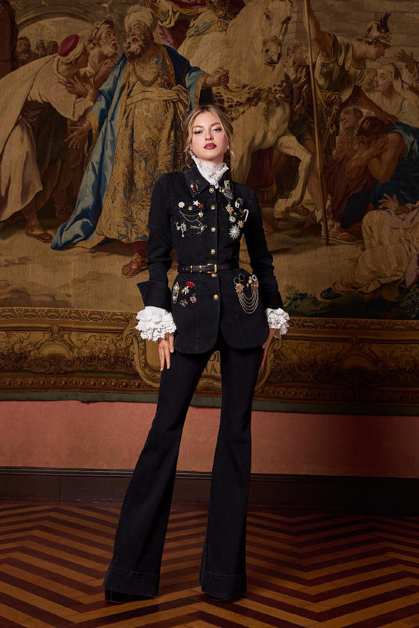 Коллекция Alice + Olivia осень-зима 2025-2026 Неделя моды в Нью-Йорке FW25.