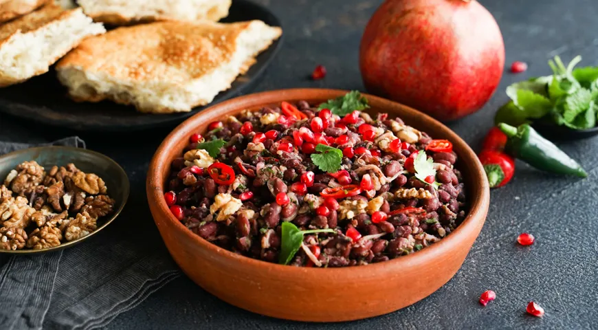 Рецепт №1: Классическое грузинское лобио из красной фасоли