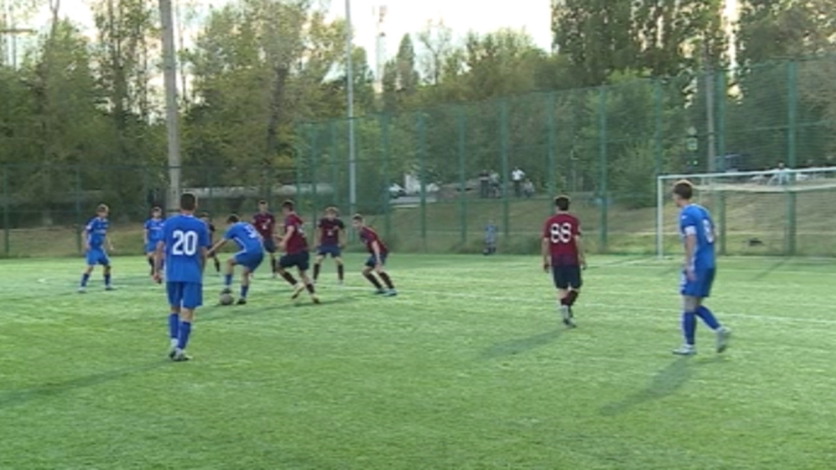    Футбол вернулся в Курск "Авангард-М" принимает соперников на родном поле