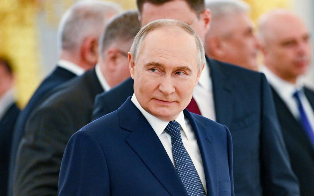    Путин потребовал усилить борьбу с уходом от уплаты налогов Фото: сайт президента России