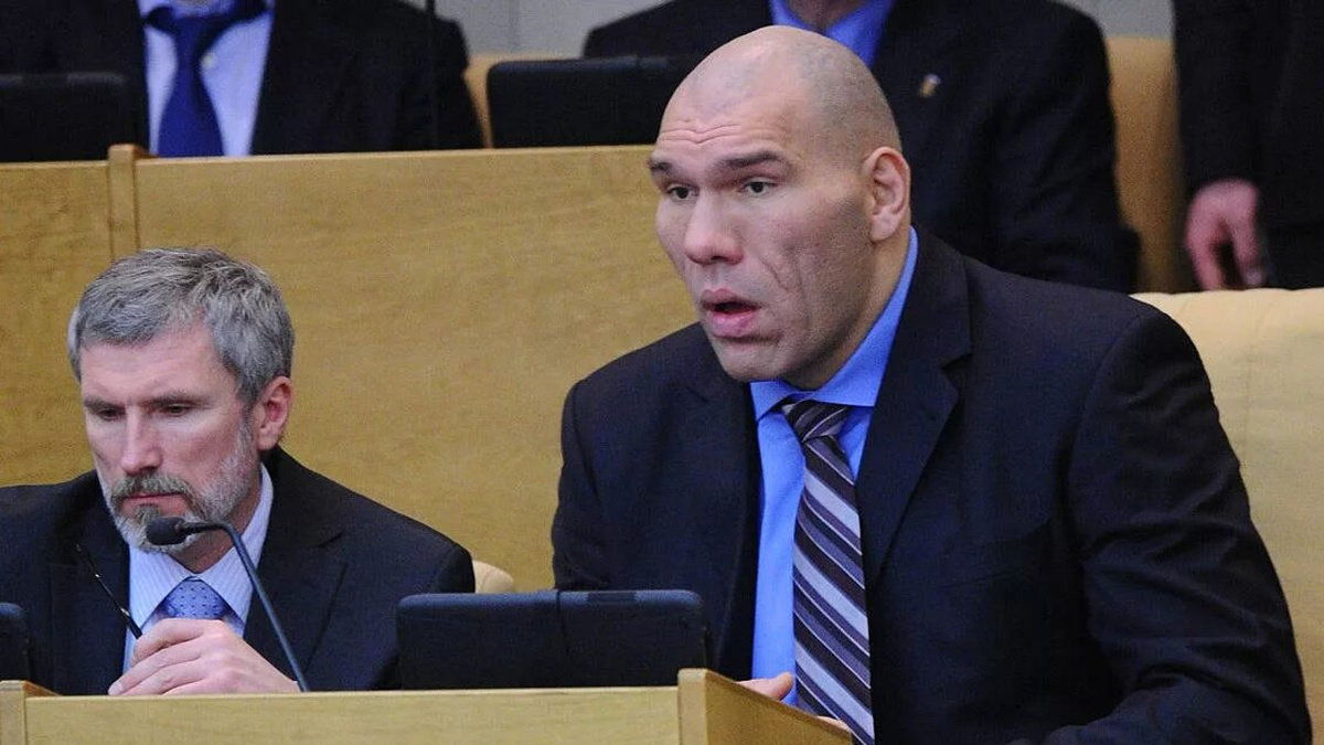 Как депутаты «выживают» на свою «скромную» пенсию: мифы и реальность