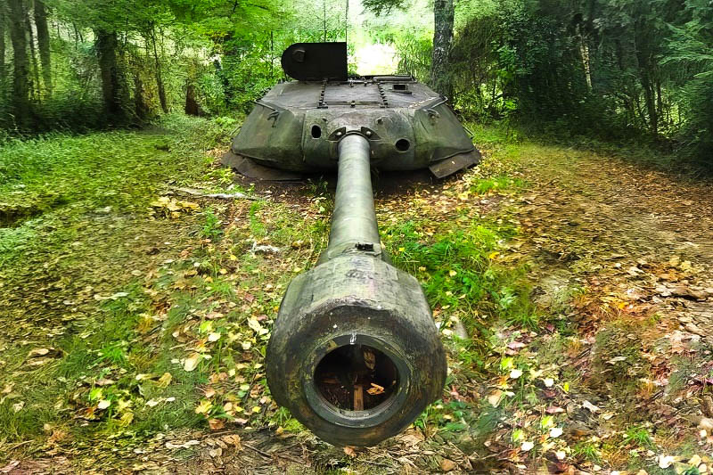 Фото танковой башни до распила на металл, найденное в интернете