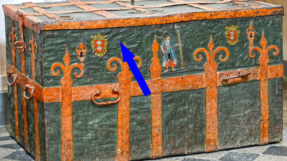    Пенсионерка перевернула историю, найдя сундук Викингов на берегу