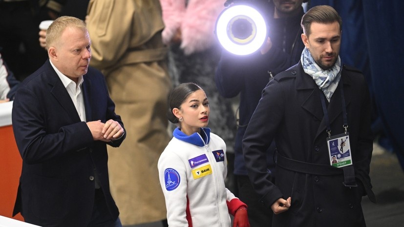     Сергей Дудаков, Аделия Петросян и Даниил Глейхенгауз (справа) РИА Новости