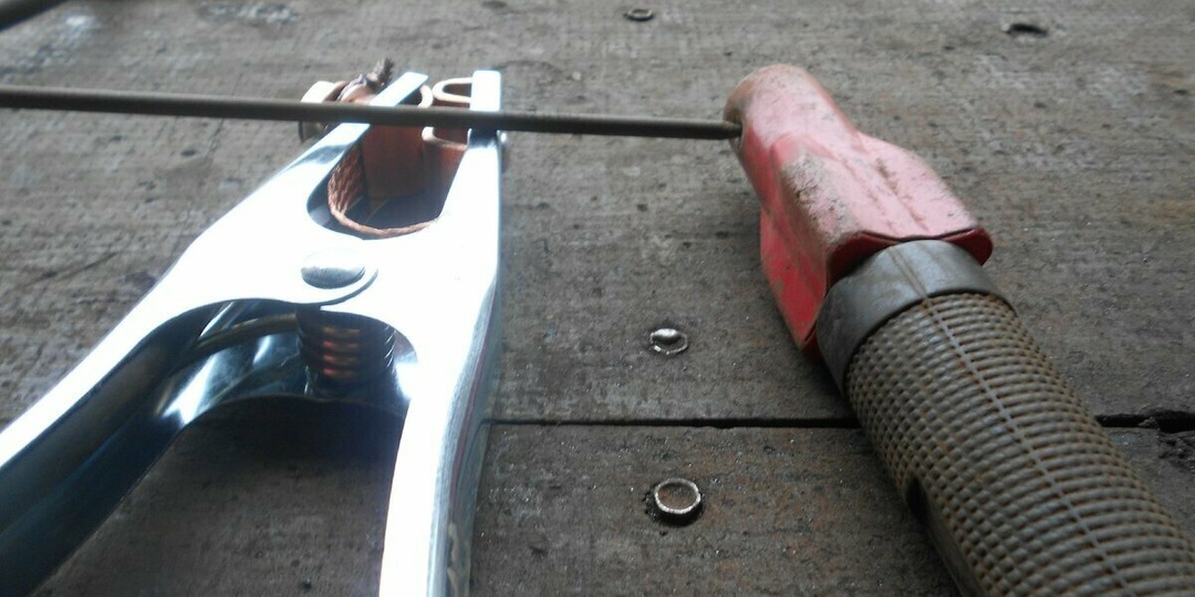 Как правильно подключить сварочный аппарат-держак и массу