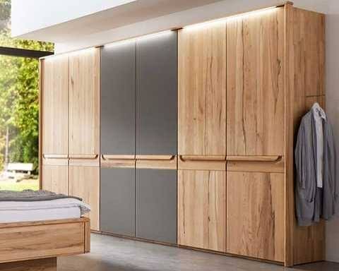 Шкаф из массива бука