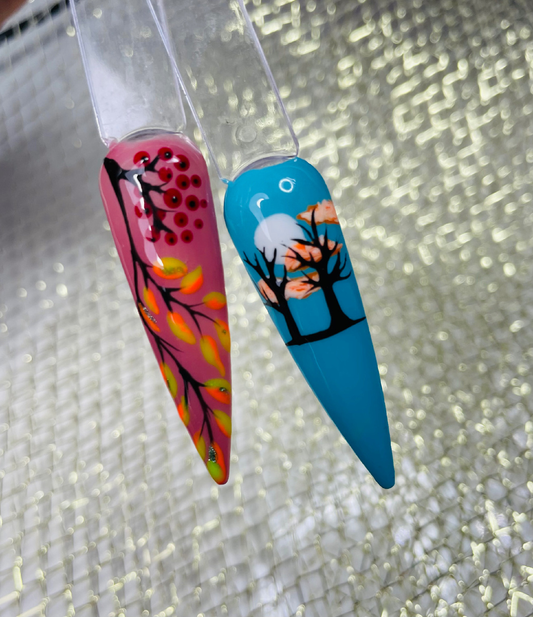 Рисую на ногтях