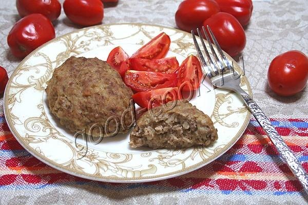 Запеченные котлеты с добавлением картофеля