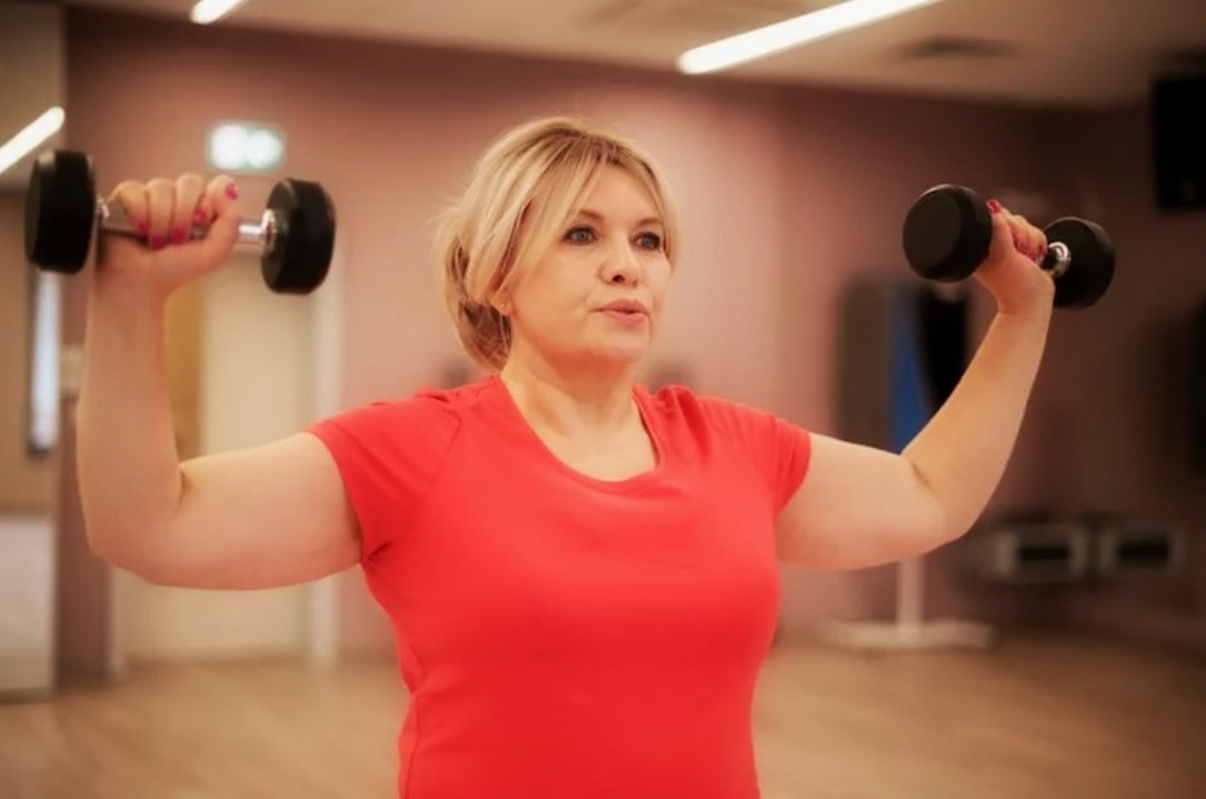 История Марины, 35 лет: фитнес каждый день, без выходных. Через 4 месяца — инфаркт прямо в спортзале. И это не исключение.
