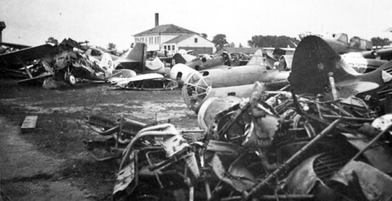 22 июня 1941 года все аэродромы Западного Особого военного округа были буквально забиты самолетами РККА. Почему они там были, если приказ об их рассредоточении и маскировке был дан еще 18 июня?