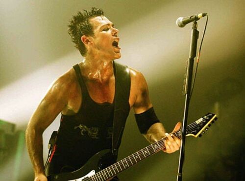 Рихард Круспе - единственный участник группы Rammstein, имеющий музыкальное образование