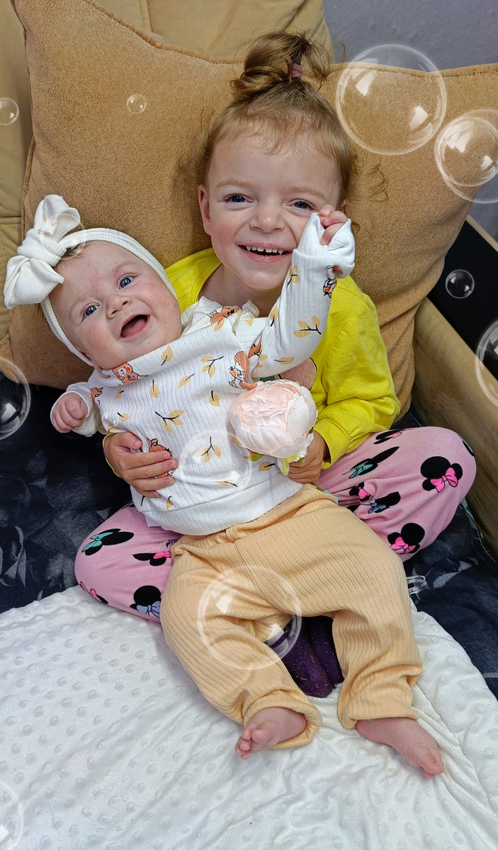 Девчули-красотули.