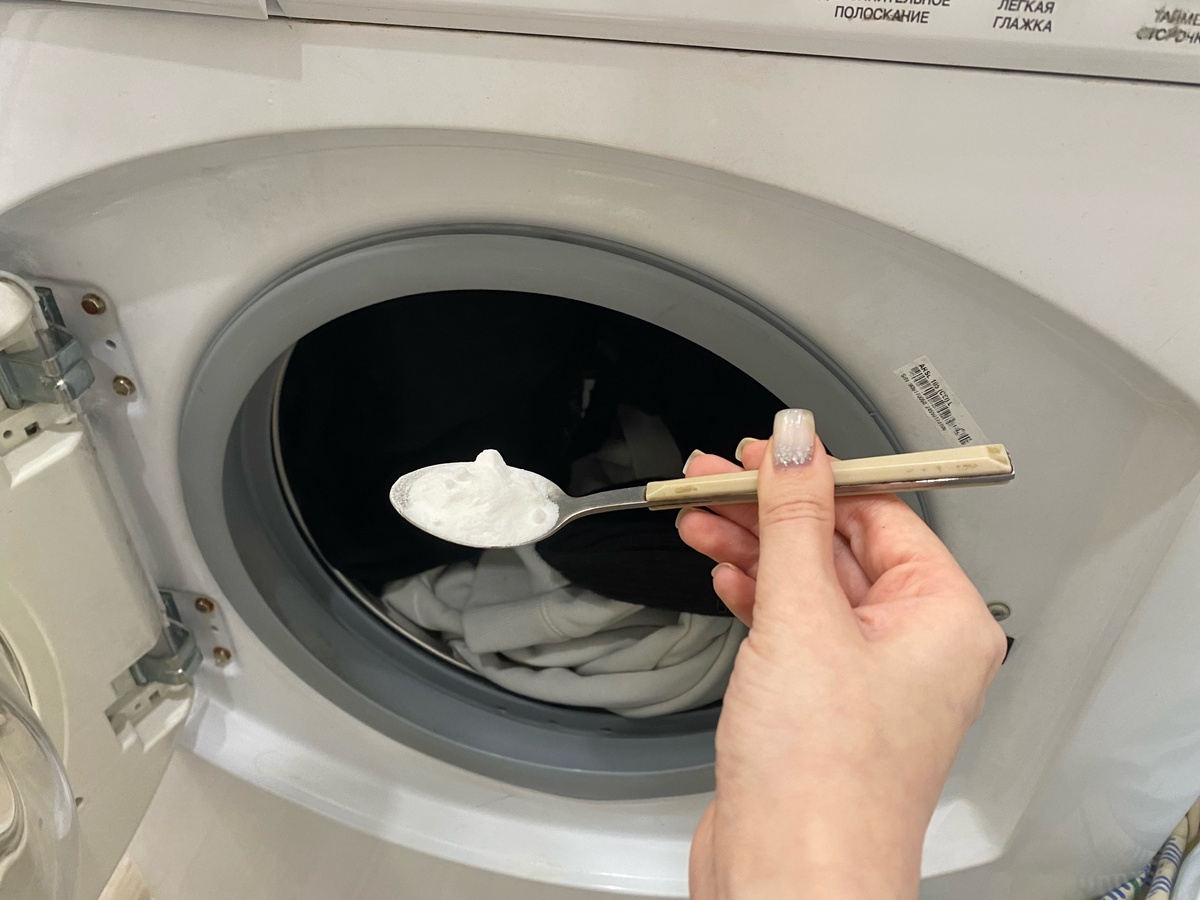    Кладу всего 1 ложку в стиральную машину при каждой стирке: невероятный лайфхак - никакого волшебства, только наука