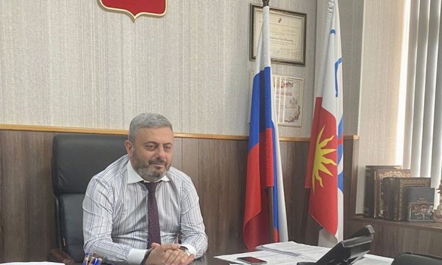 «Ценнейшие кадры»: судимый за грабёж глава армянской диаспоры стал депутатом городского собрания Сочи
