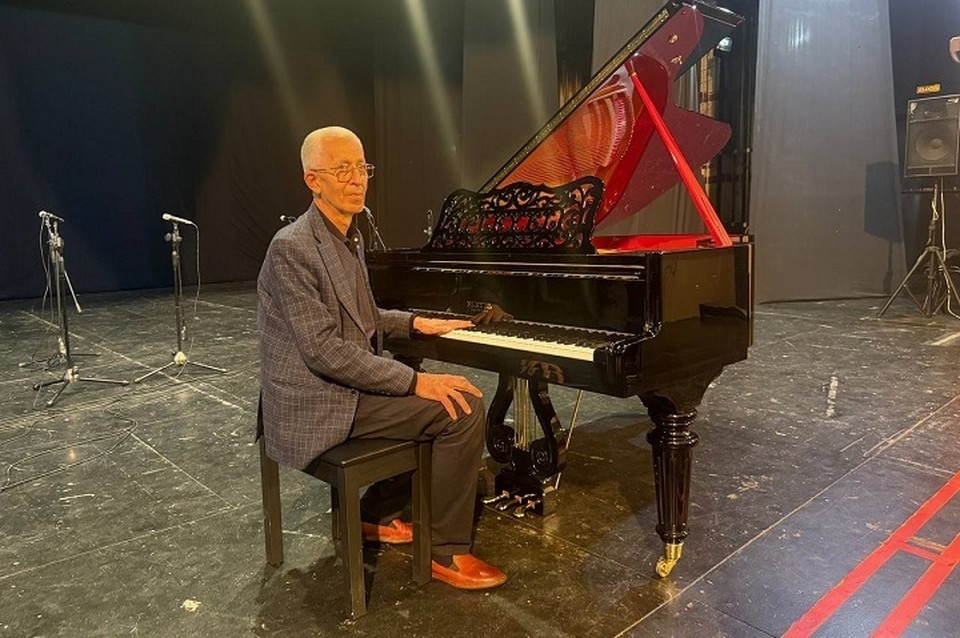    Художественный руководитель Ацамаз Макоев. Фото: Госфилармония Владикавказа.