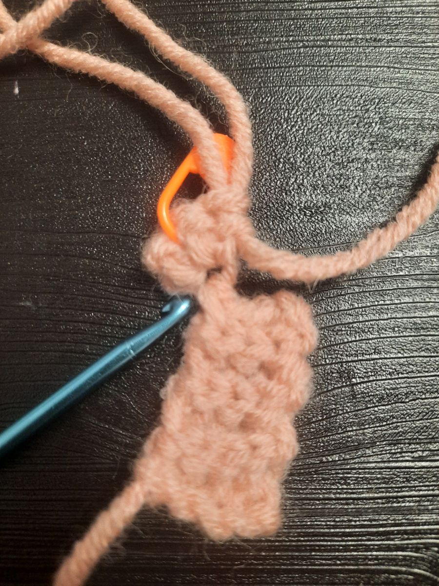 Начало формирования шапки