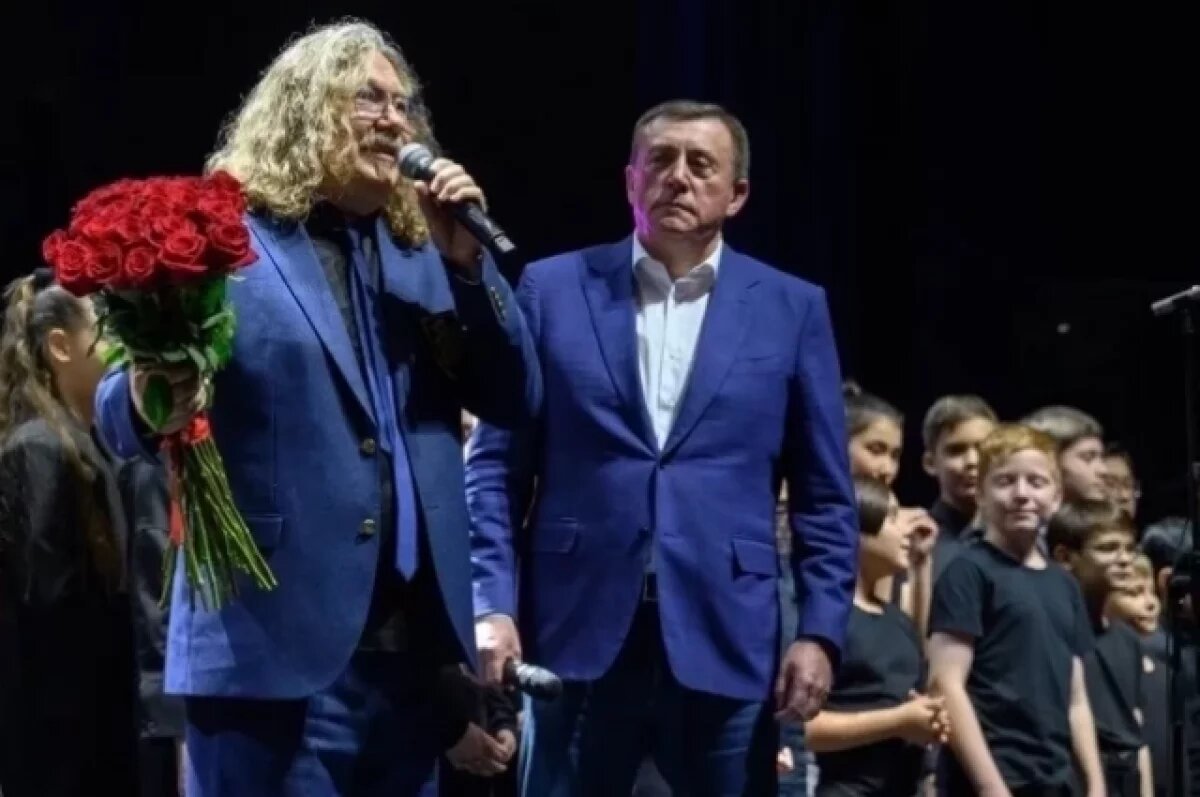    Игорь Николаев подал в суд на ресторан «Дельфин и русалка» в Сочи