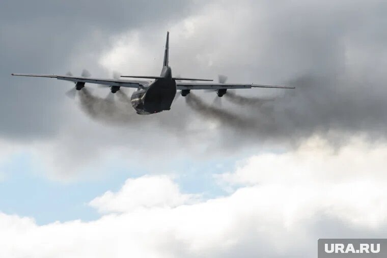 Опубликованы последние слова экипажа рухнувшего Ан-24. Фото: Владимир Жабриков © URA.RU