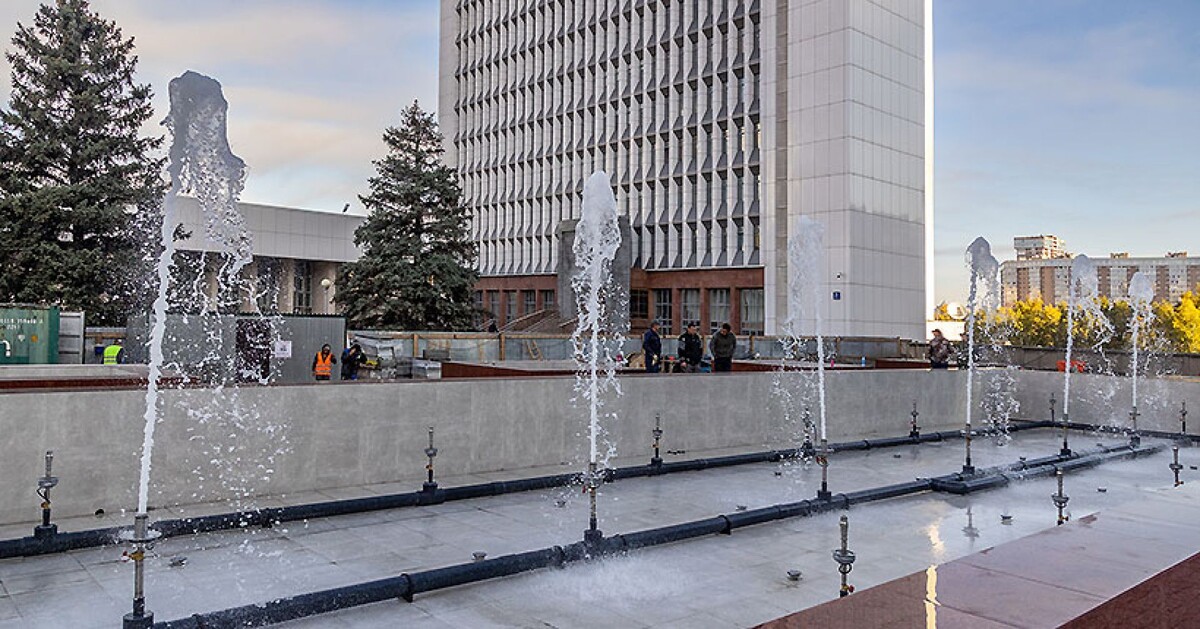 Фонтана ждали пять лет.