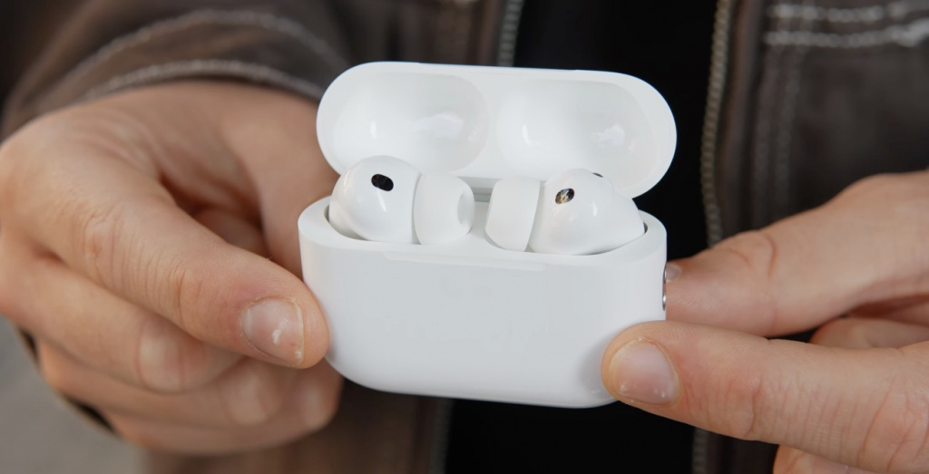    AirPods