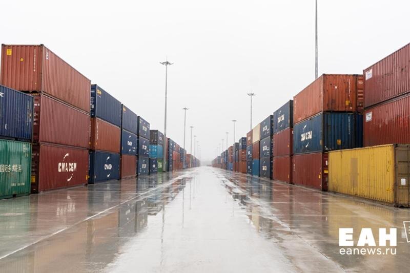    ЕАН. Контейнеры в «Сухом порту» Екатеринбурга
