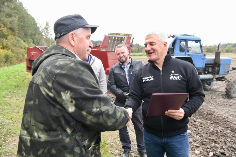    Москва оценила труд фермера из Олонцасо страницы главы Карелии Артура Парфенчикова, ВК