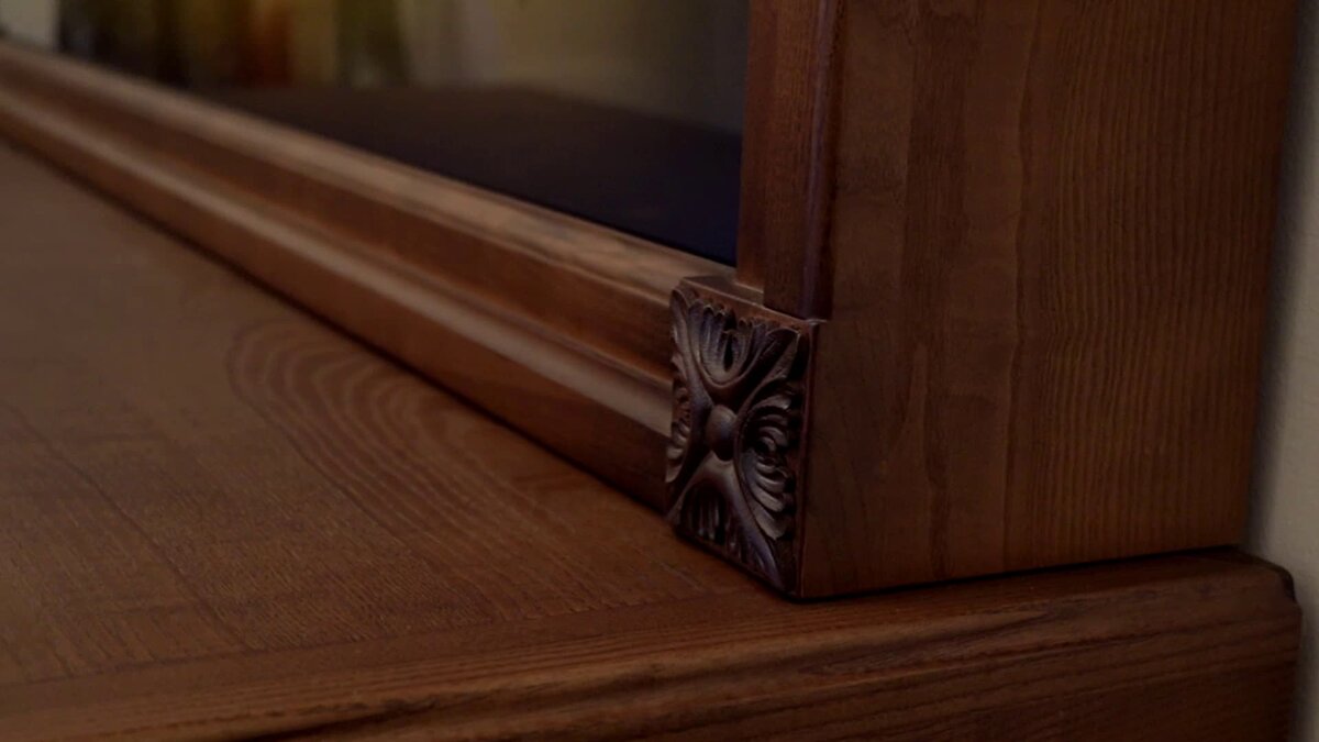 Все узоры мы вырезали вручную.