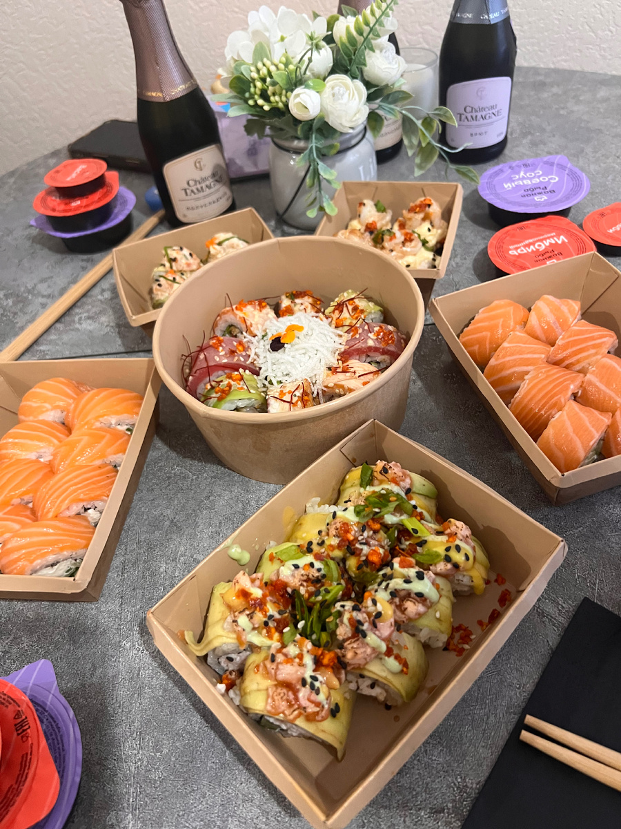 Наш семейный «кешбековый» вечер с мужем и мамой ❤️