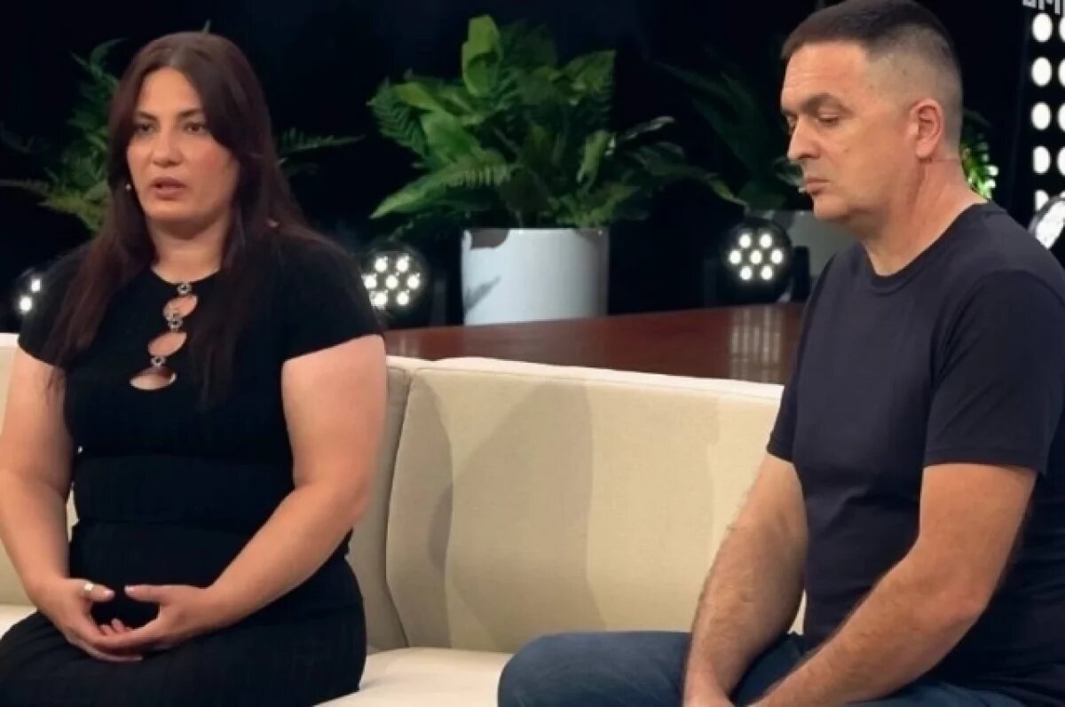    Диана и Николай Цомартовы уже более полутора лет бросают все силы на поиск дочери.