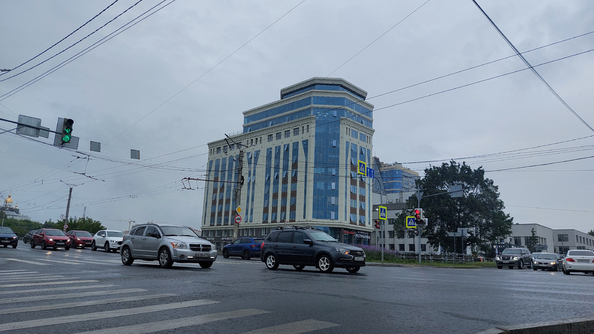 Бизнес-центр "Республика". В этом комплексе находится и апарт-отель.