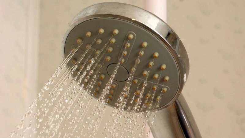     Душ, вода. Открытые источники в Интернете (СС0)