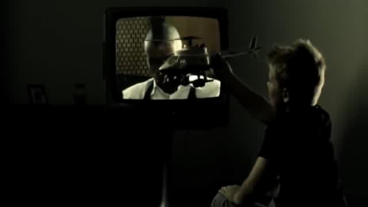 Кадр из клипа Rammstein: Ich Will (2001)